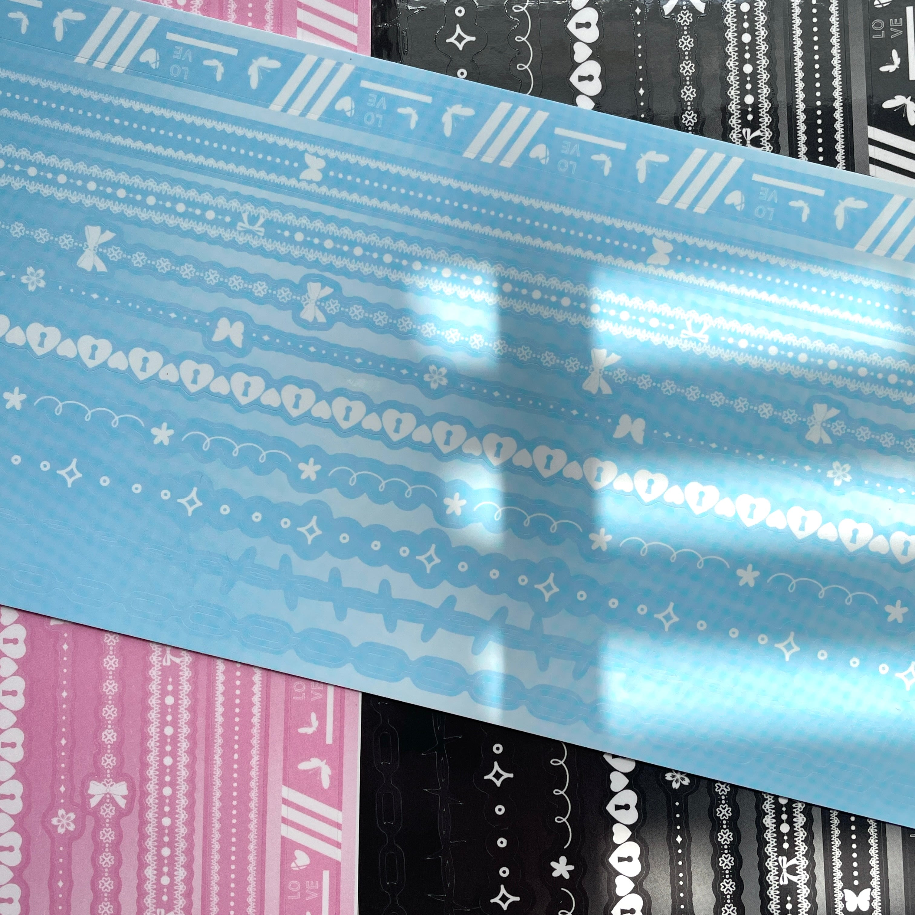 Heart Lace Chain Sticker