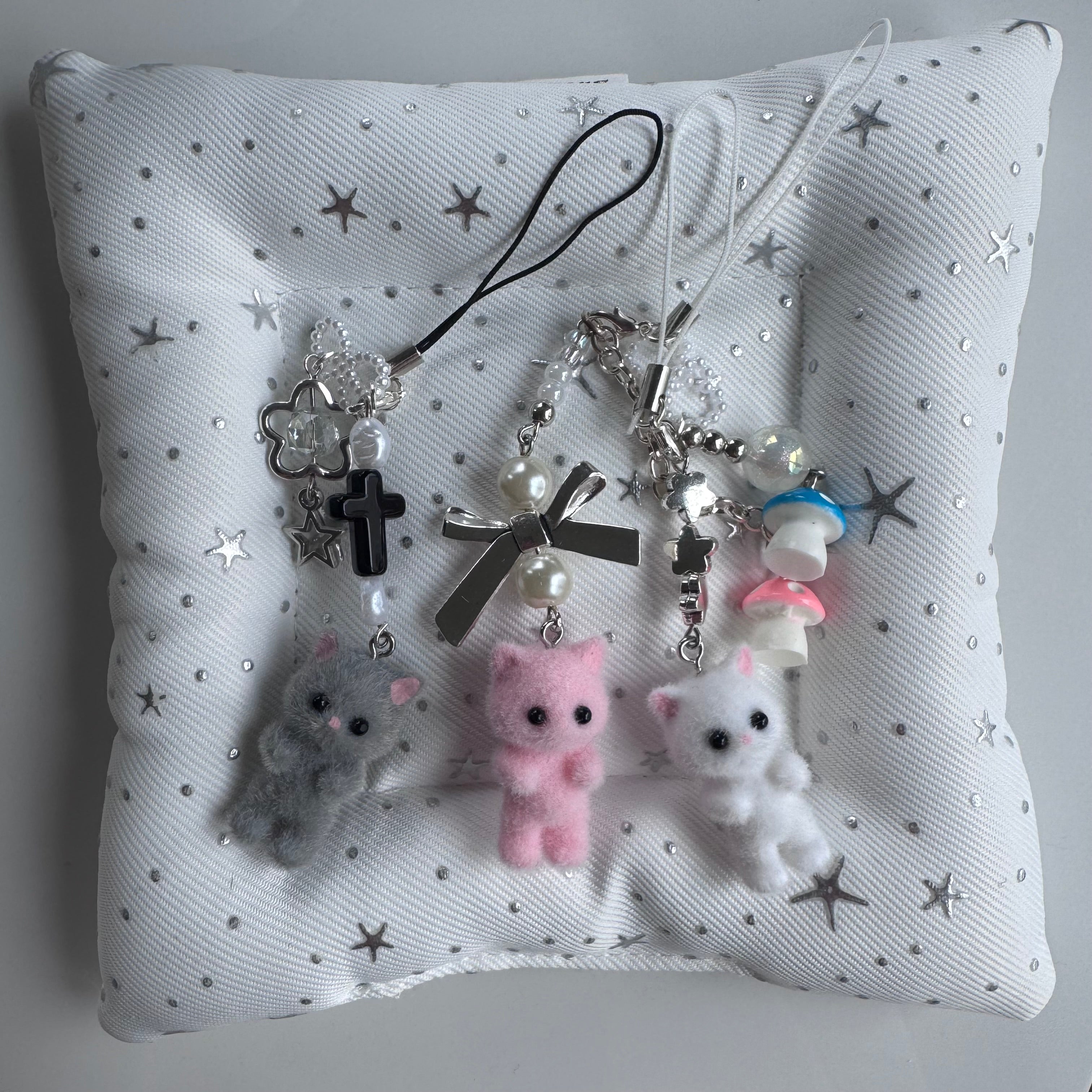 Fuzzy cat trinkets