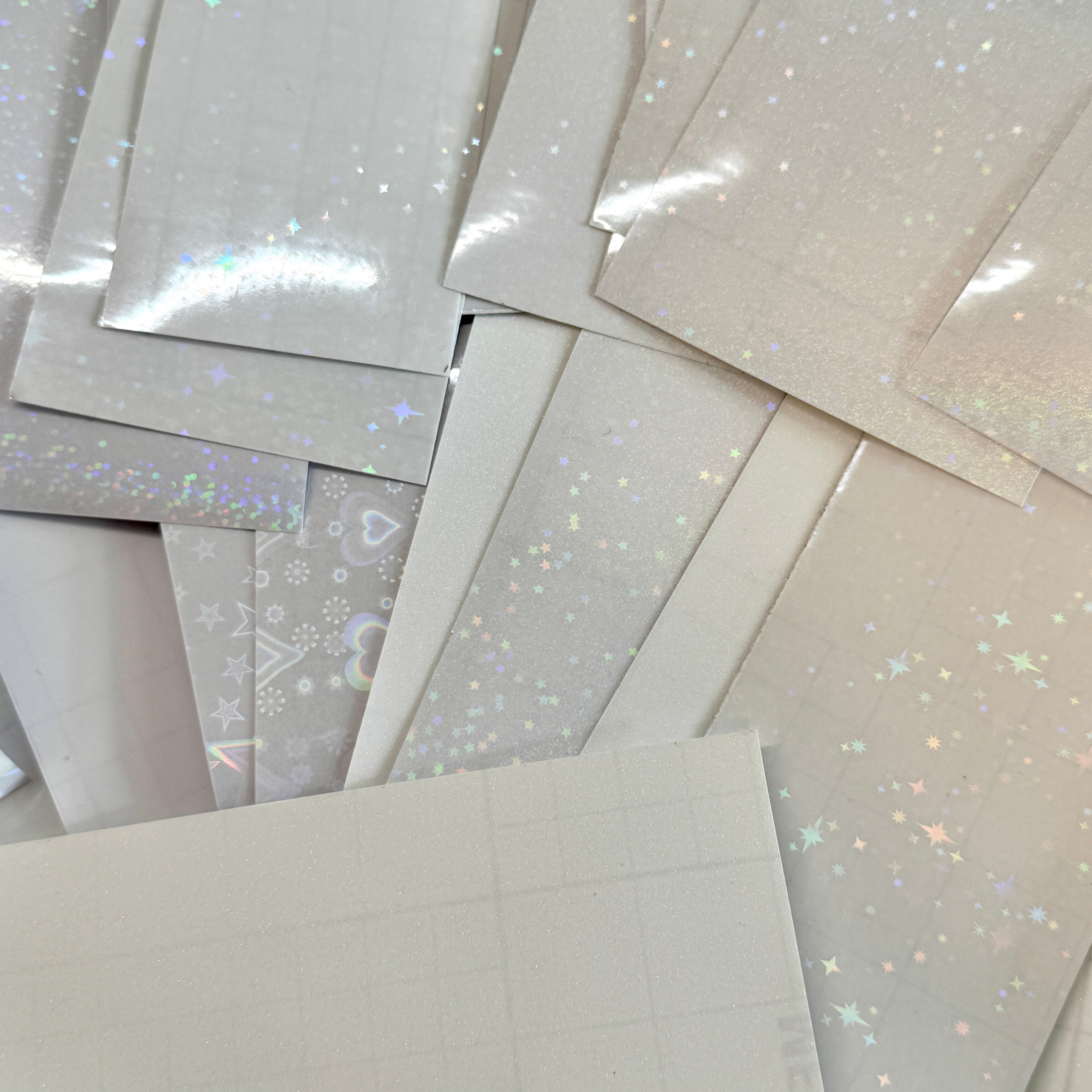 Free Holographic Film